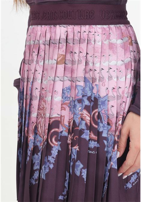 Short purple skirt for women characterized by the Swan Lake print VERSACE JEANS COUTURE | 77HAE8P1NS533459